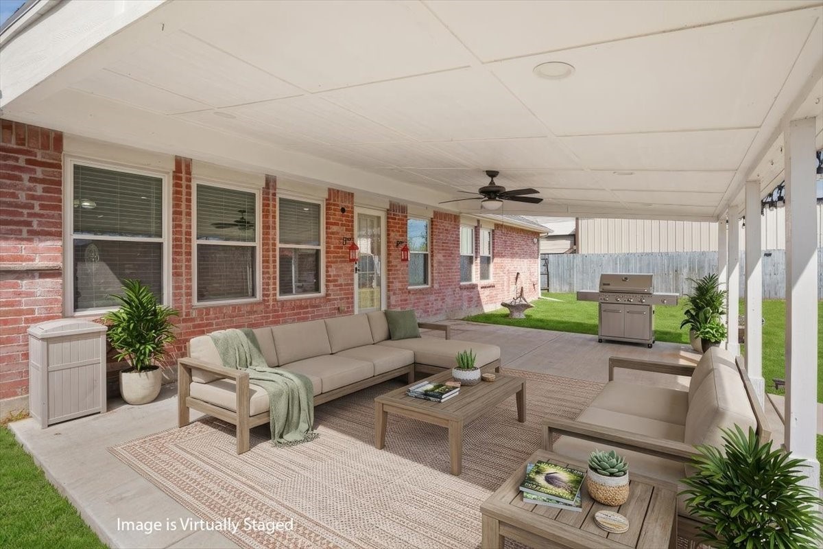1004 Ridgetop Drive Justin TX 76247