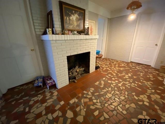 1 Wanda Court Marshall TX 75670