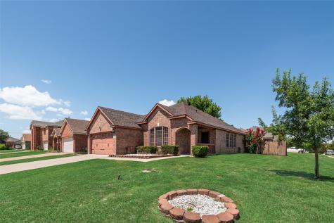 6807 Lake Jackson Drive Arlington TX 76002