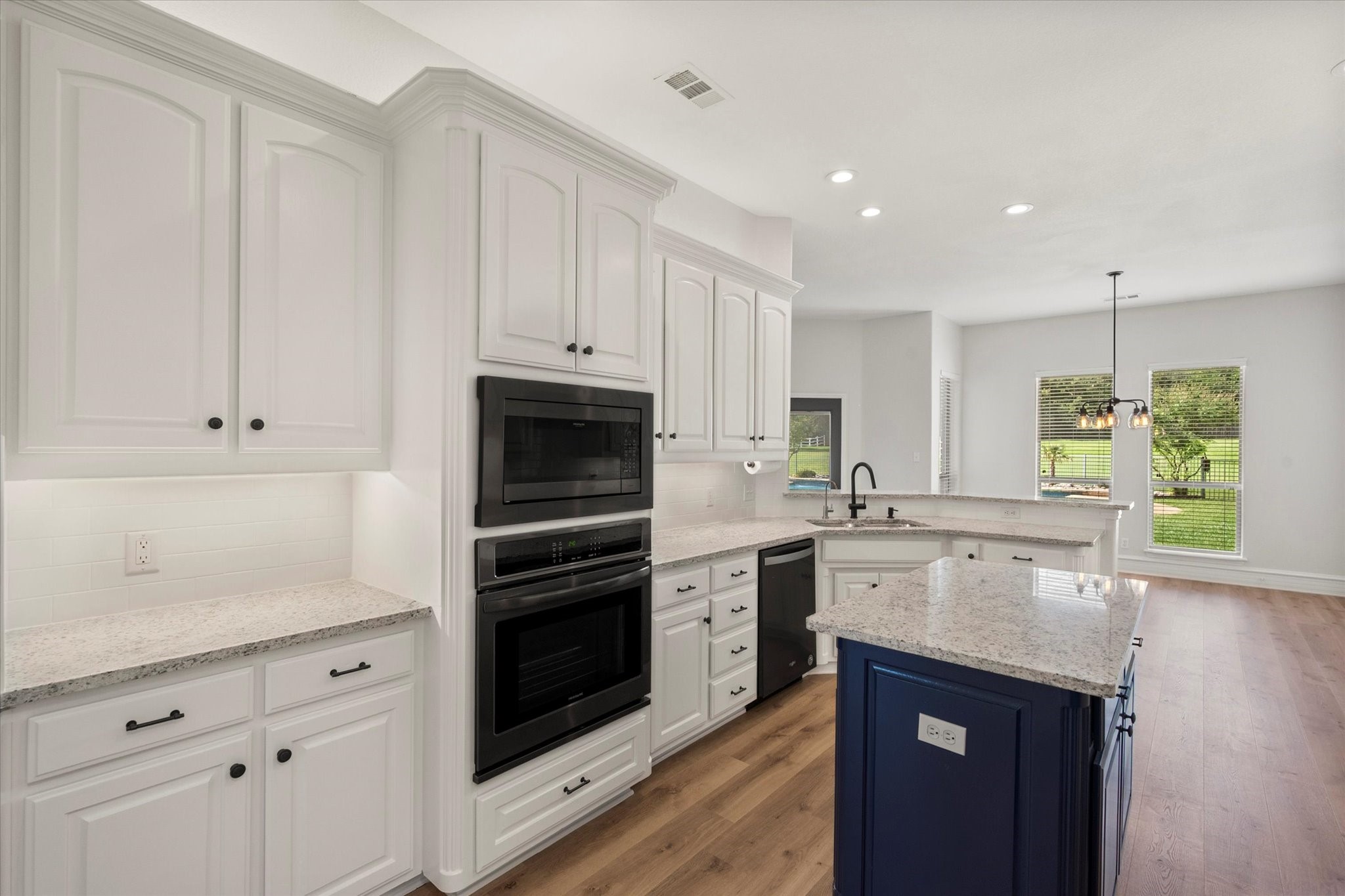 6417 Gehrig Circle Burleson TX 76028