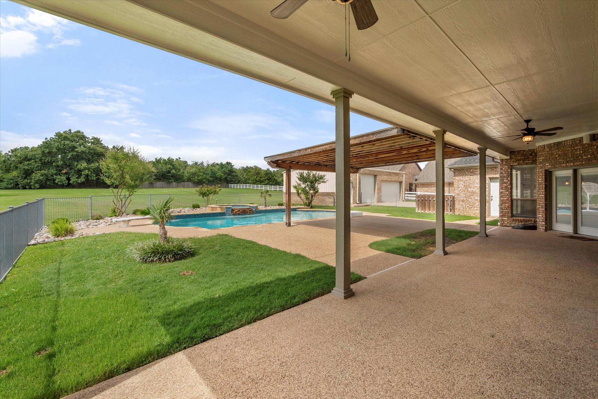 6417 Gehrig Circle Burleson TX 76028