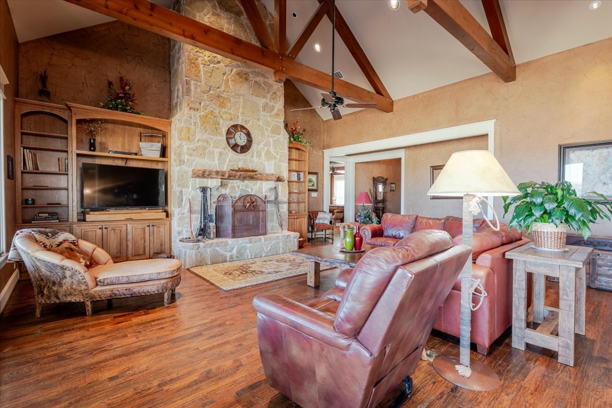 11918 Riek Road Krum TX 76249