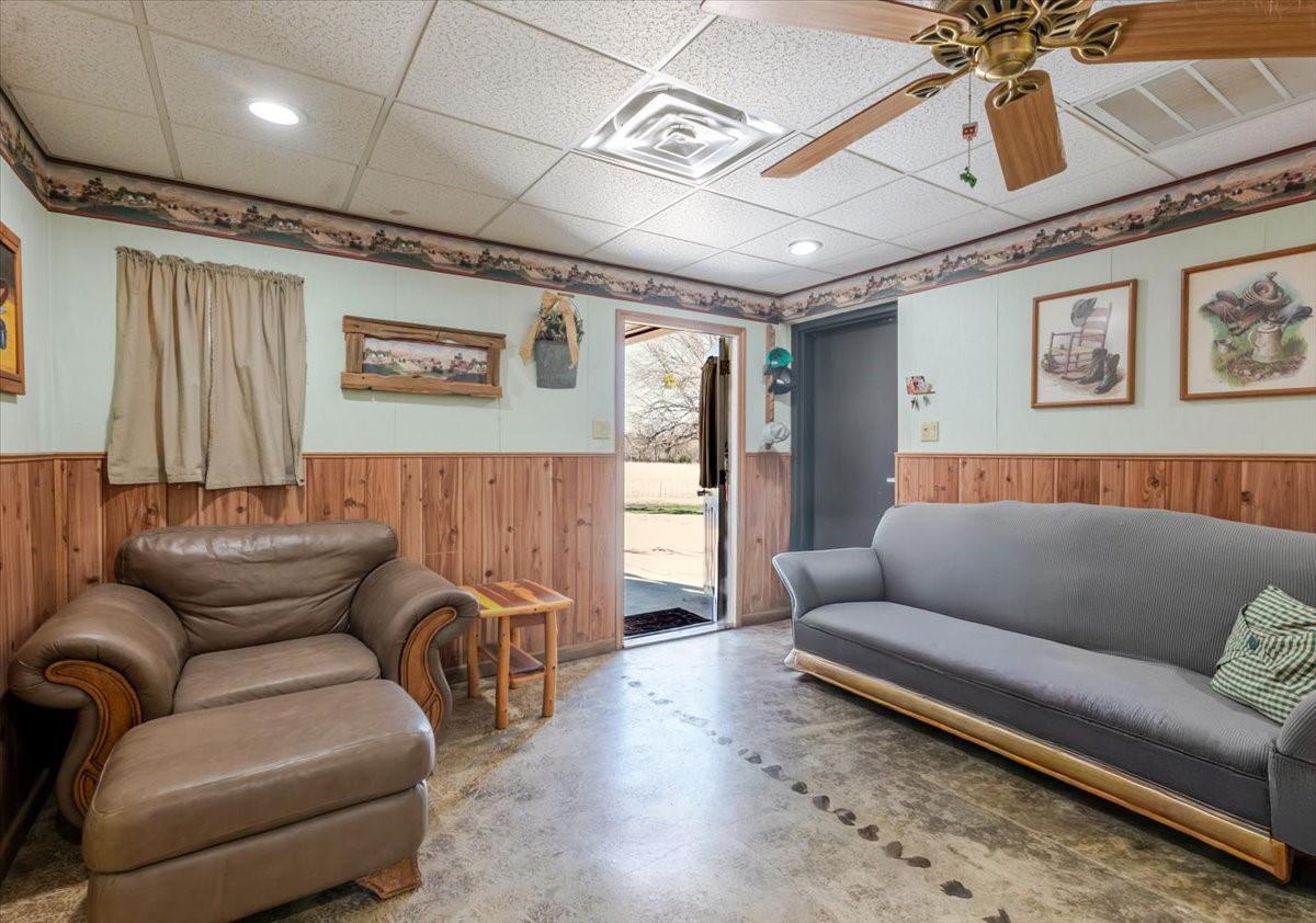 11918 Riek Road Krum TX 76249
