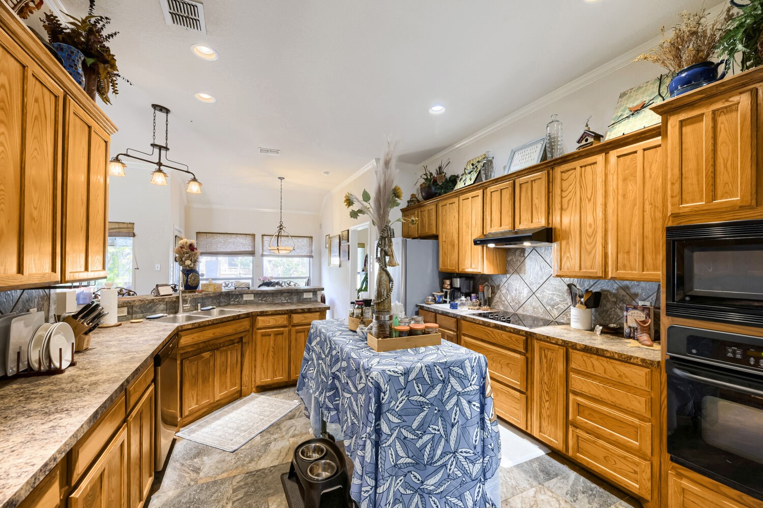 1022 Belmont Drive Kennedale TX 76060