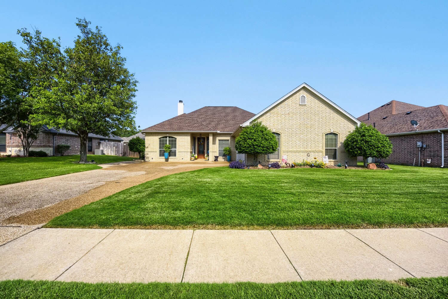 1022 Belmont Drive Kennedale TX 76060