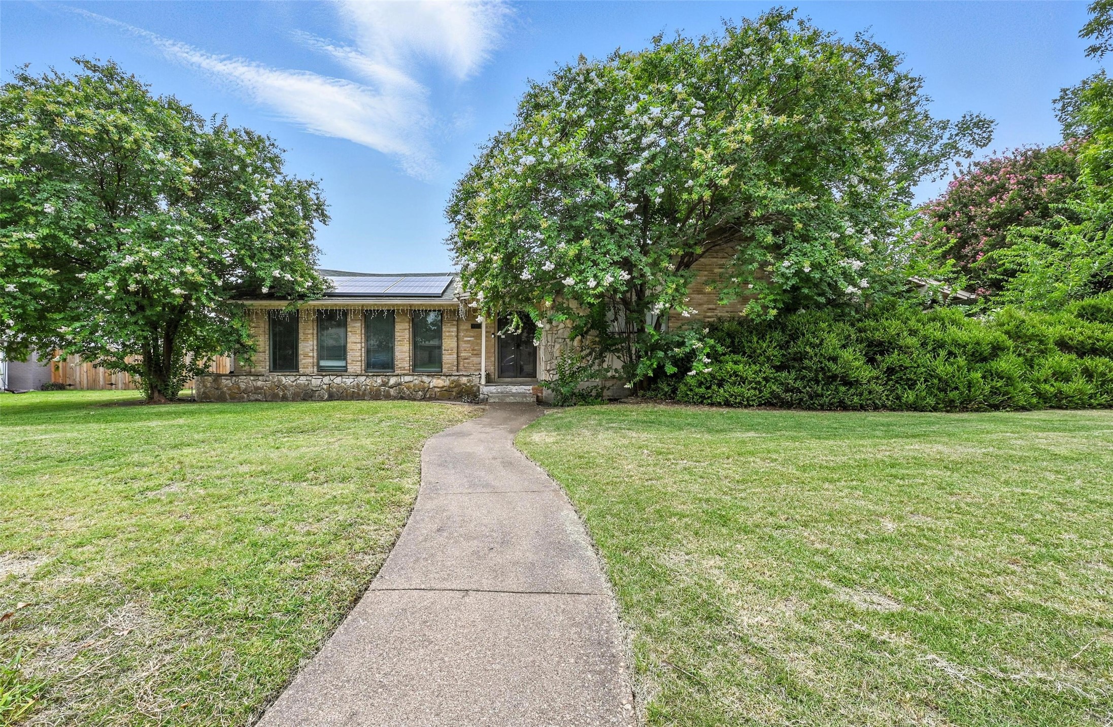 817 Danish Drive Grand Prairie TX 75050