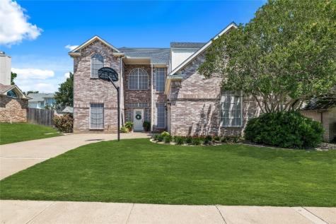 6821 Greenleaf Drive North Richland Hills TX 76182