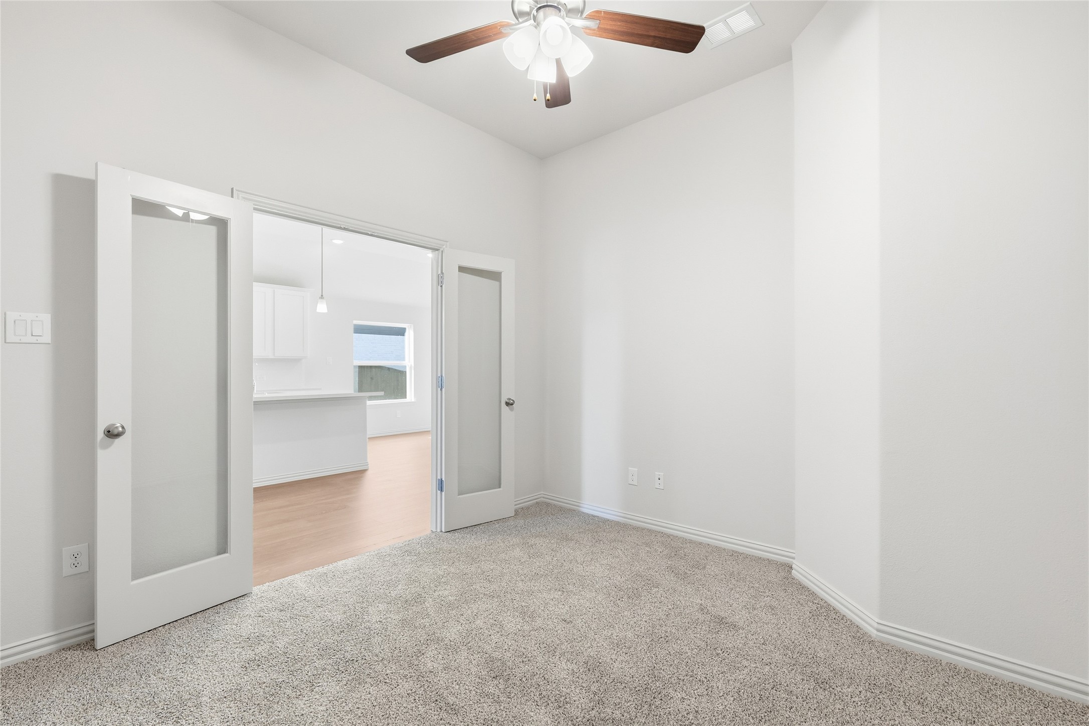 565 Pebble Drive Waxahachie TX 75167