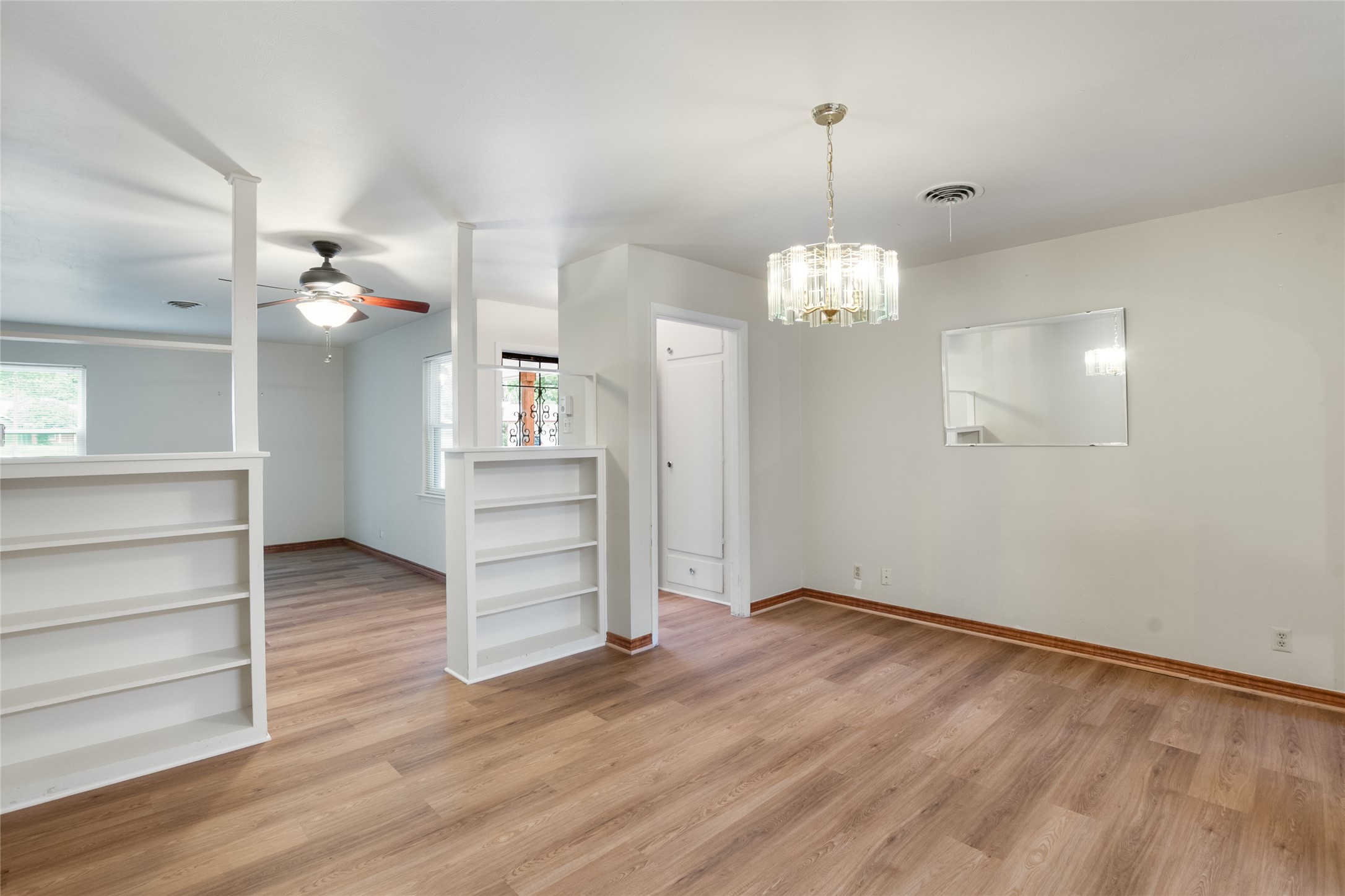 1905 Easy Street Arlington TX 76013