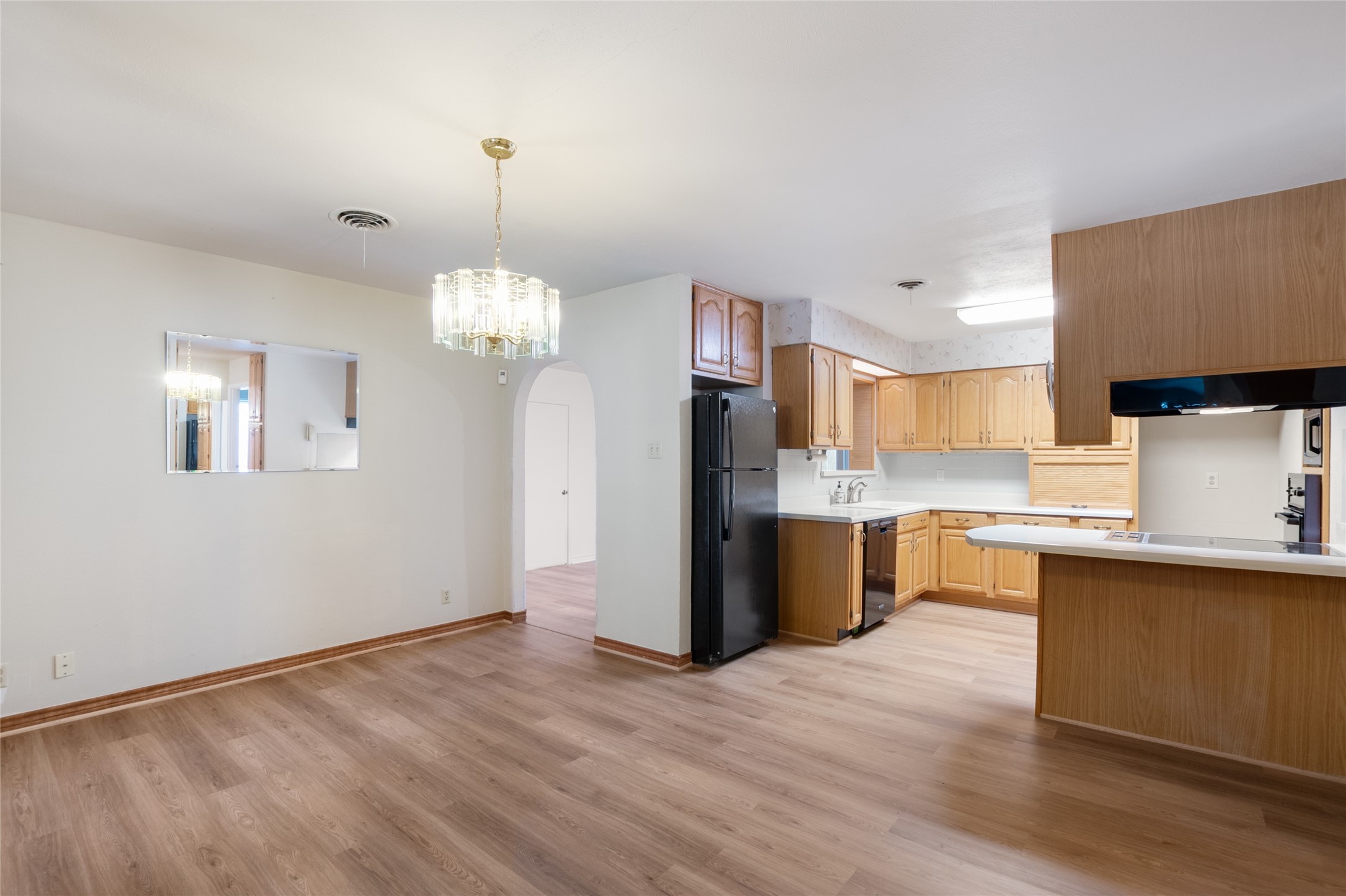 1905 Easy Street Arlington TX 76013