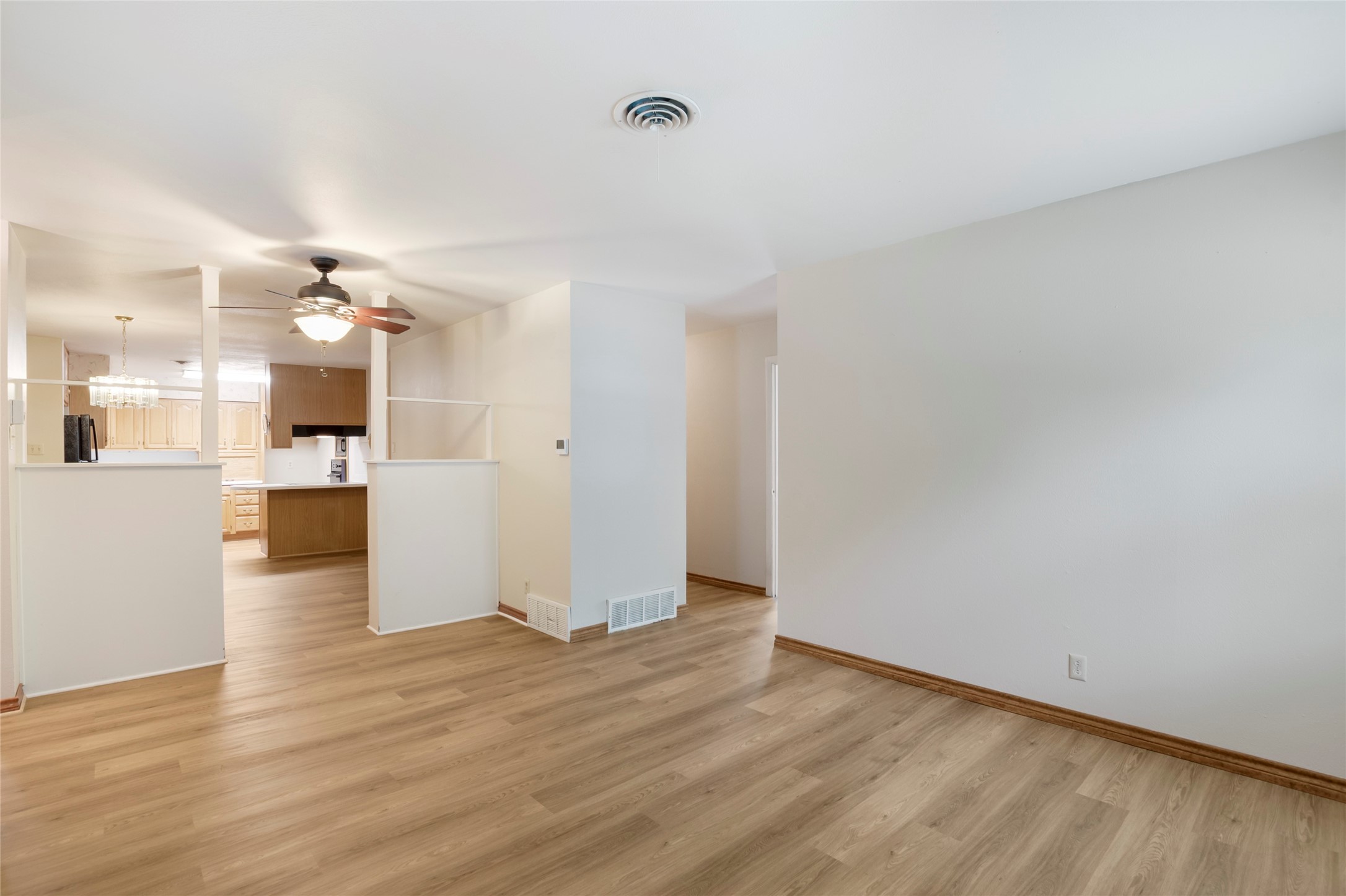 1905 Easy Street Arlington TX 76013