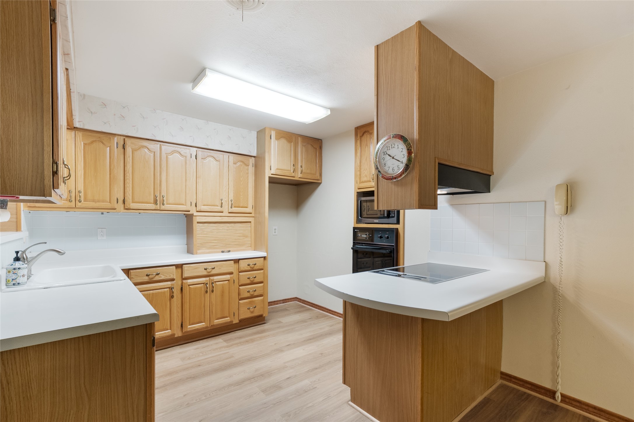 1905 Easy Street Arlington TX 76013