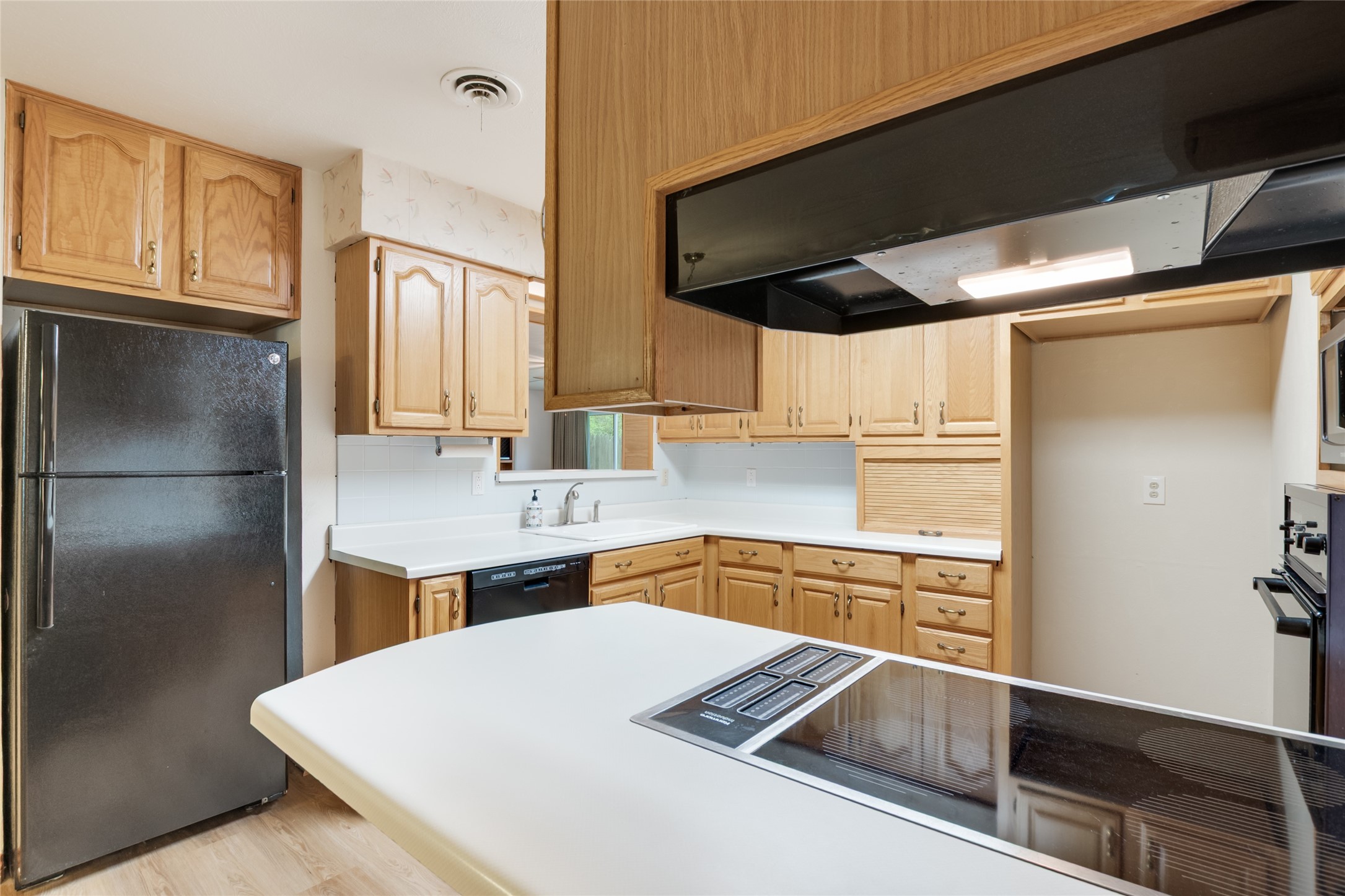 1905 Easy Street Arlington TX 76013