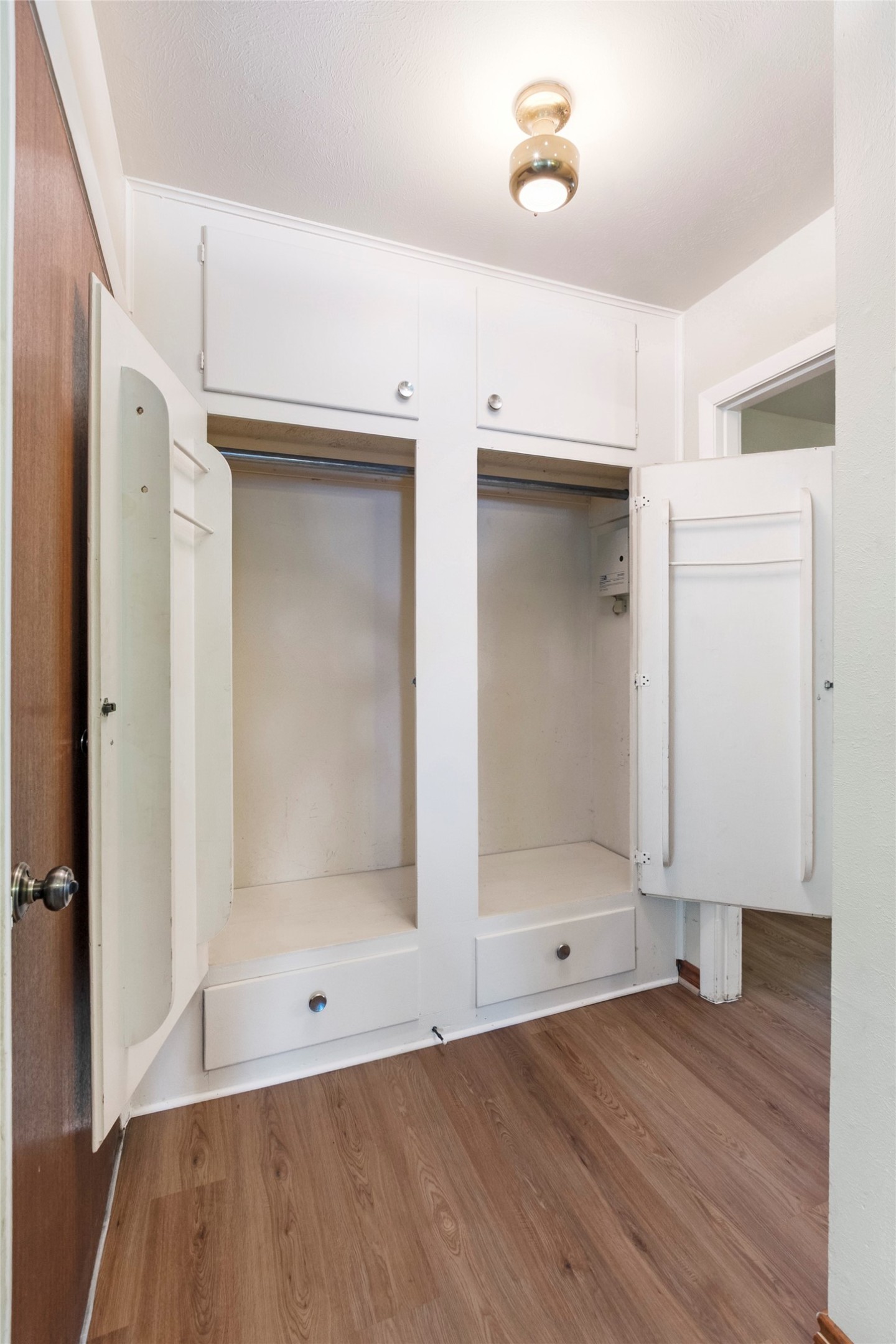 1905 Easy Street Arlington TX 76013