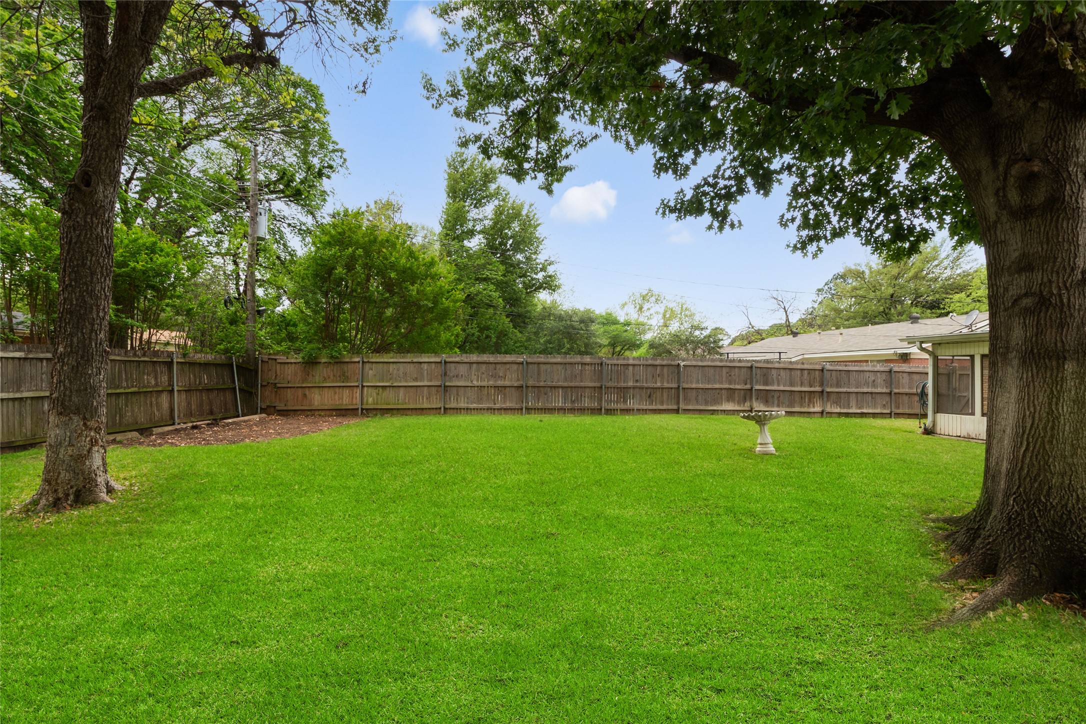 1905 Easy Street Arlington TX 76013