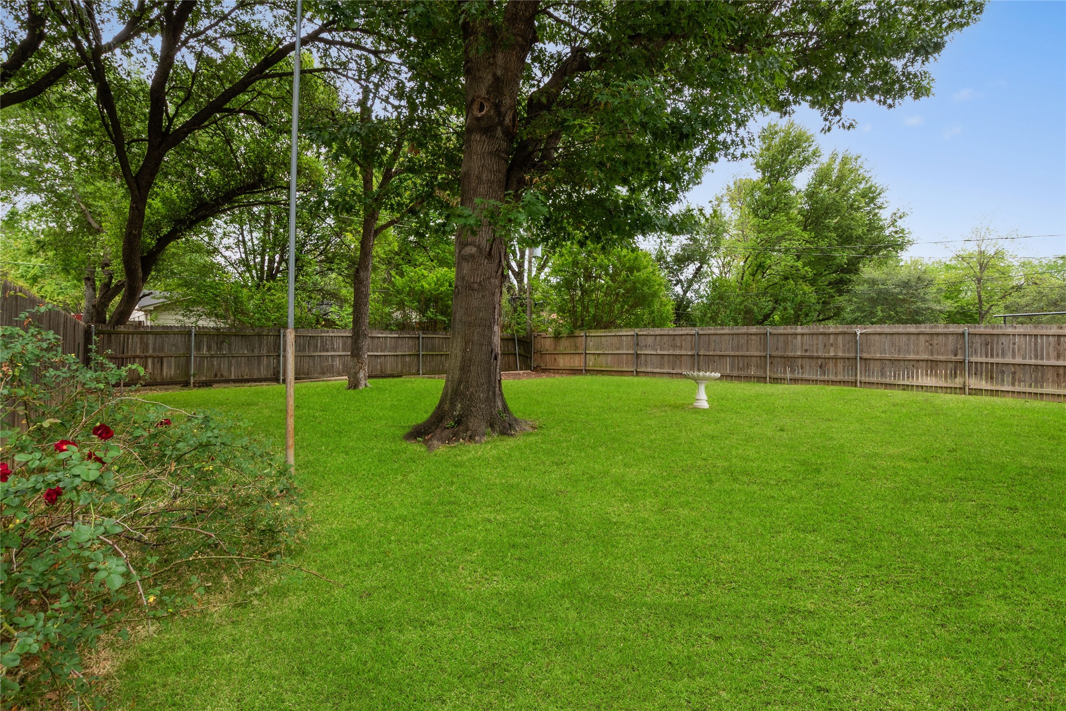 1905 Easy Street Arlington TX 76013
