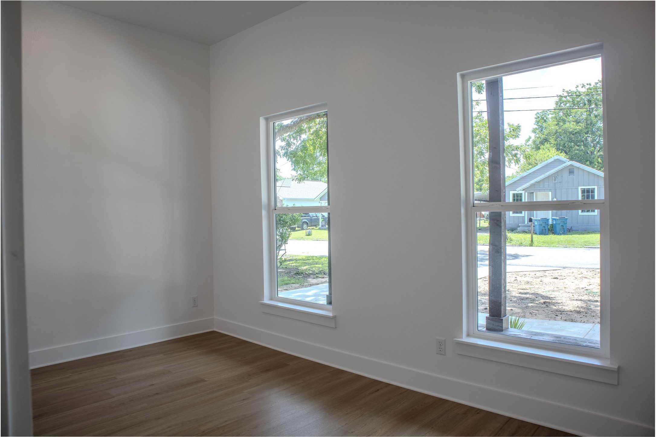 506 N Monroe Kaufman TX 75142