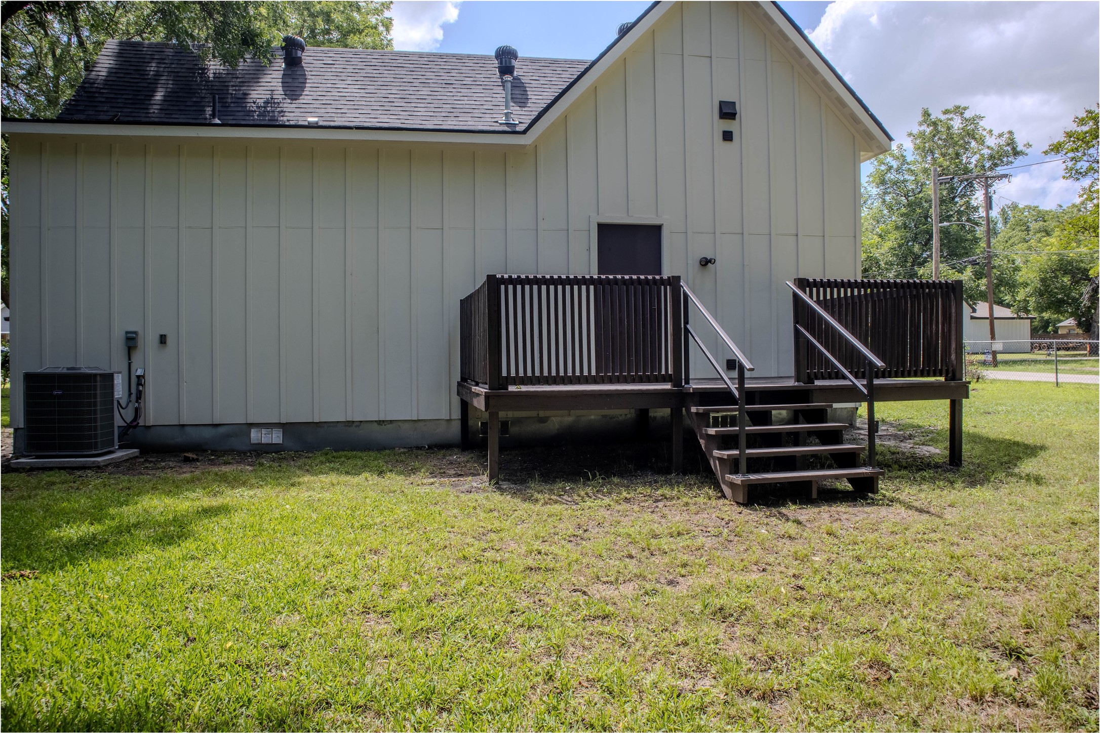 506 N Monroe Kaufman TX 75142