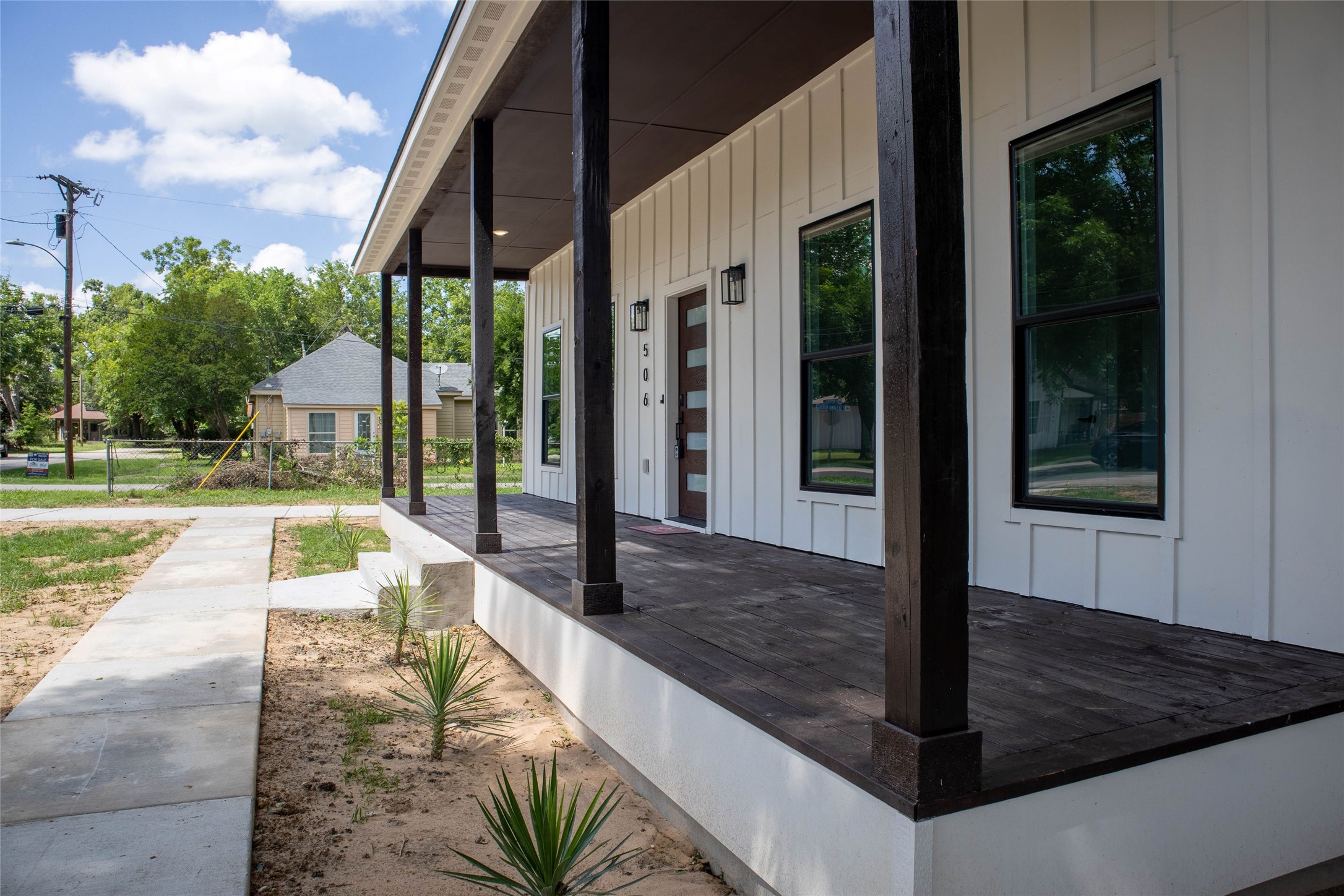 506 N Monroe Kaufman TX 75142