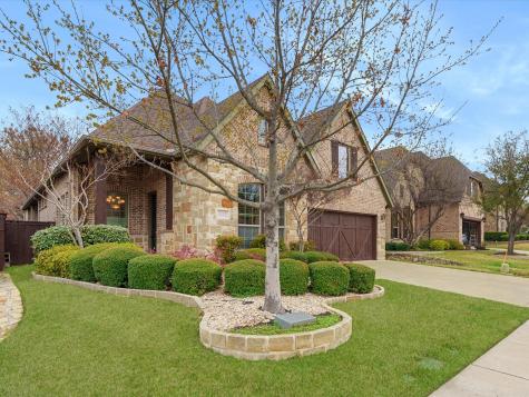 2115 N Hill Drive Irving TX 75038