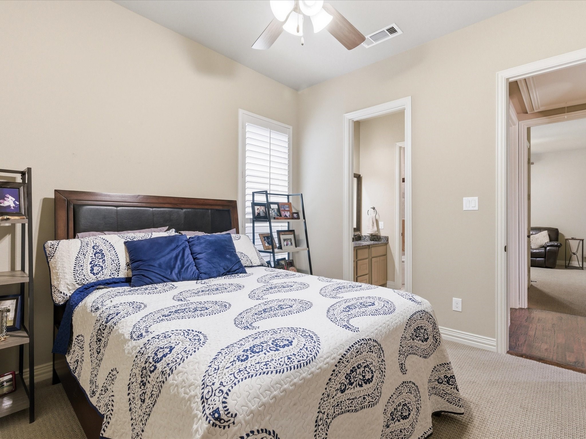 2115 N Hill Drive Irving TX 75038