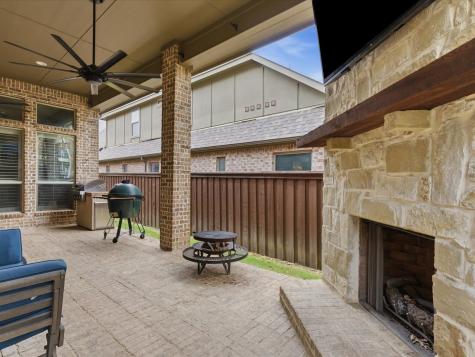 2115 N Hill Drive Irving TX 75038