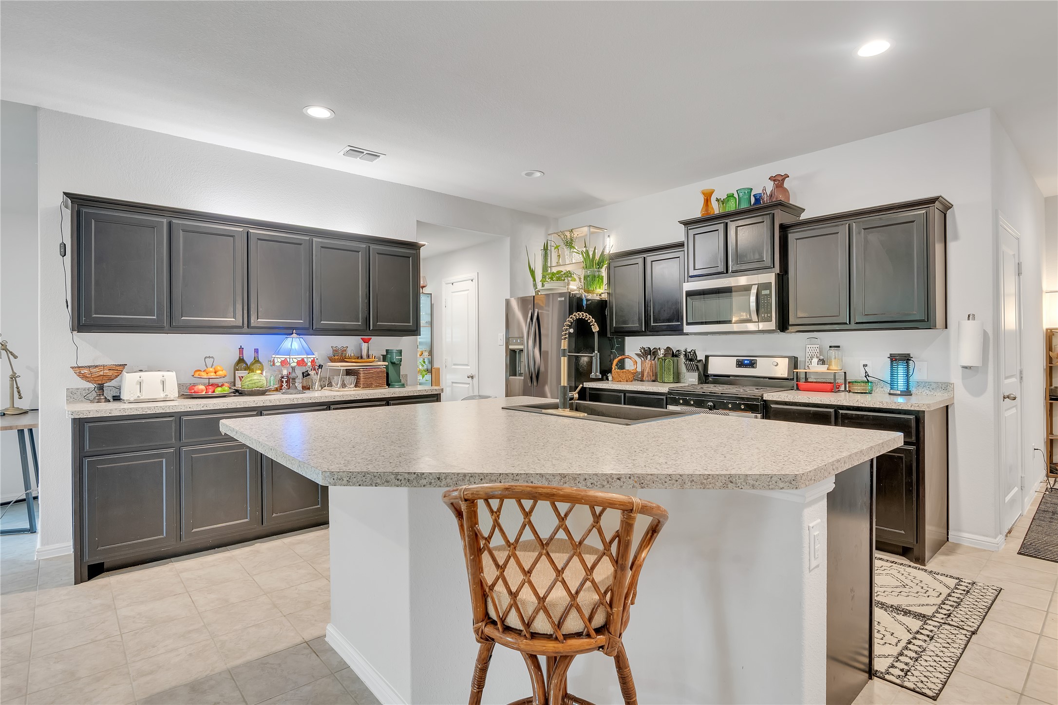 16717 Porterfield Lane Justin TX 76247