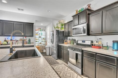 16717 Porterfield Lane Justin TX 76247