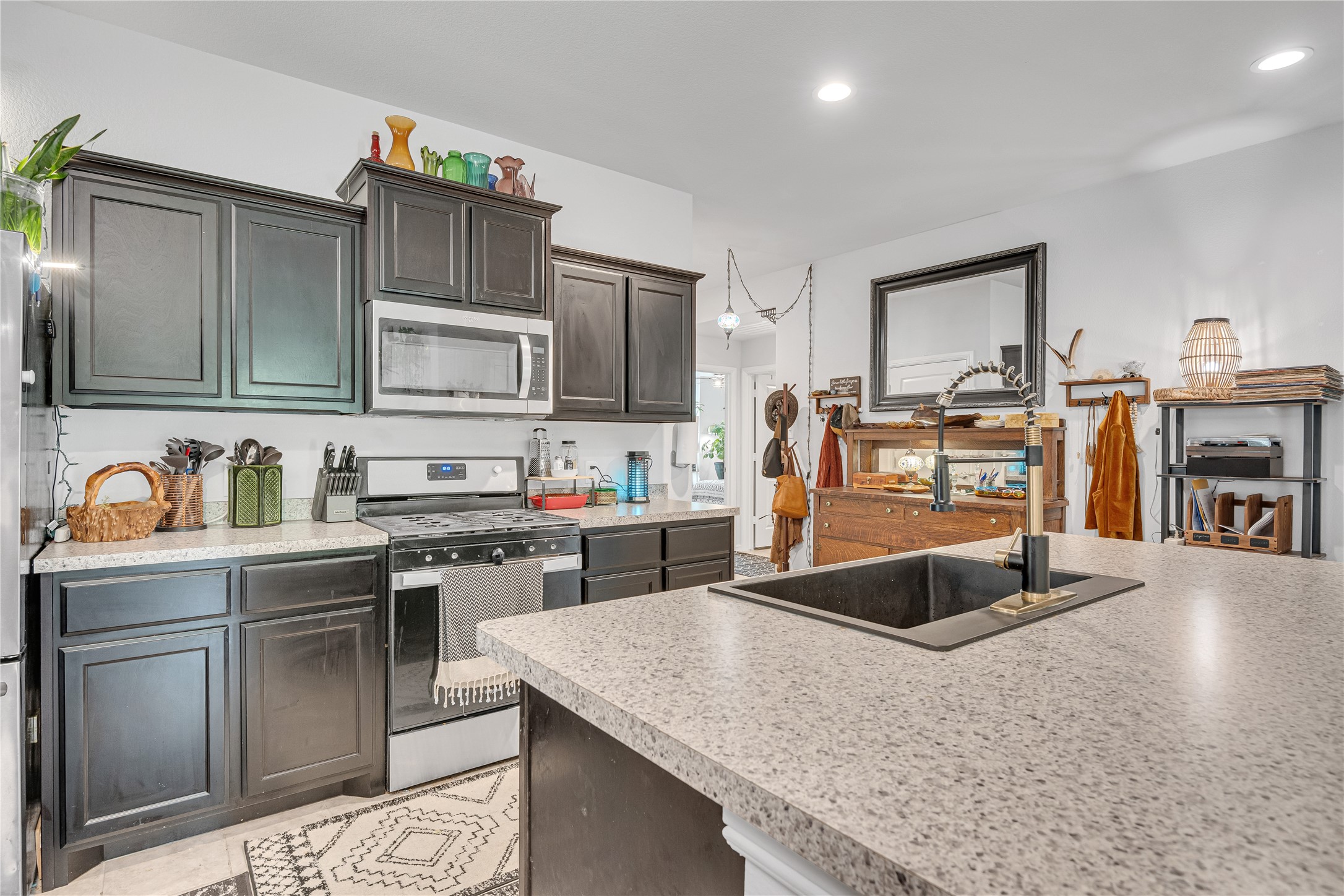 16717 Porterfield Lane Justin TX 76247