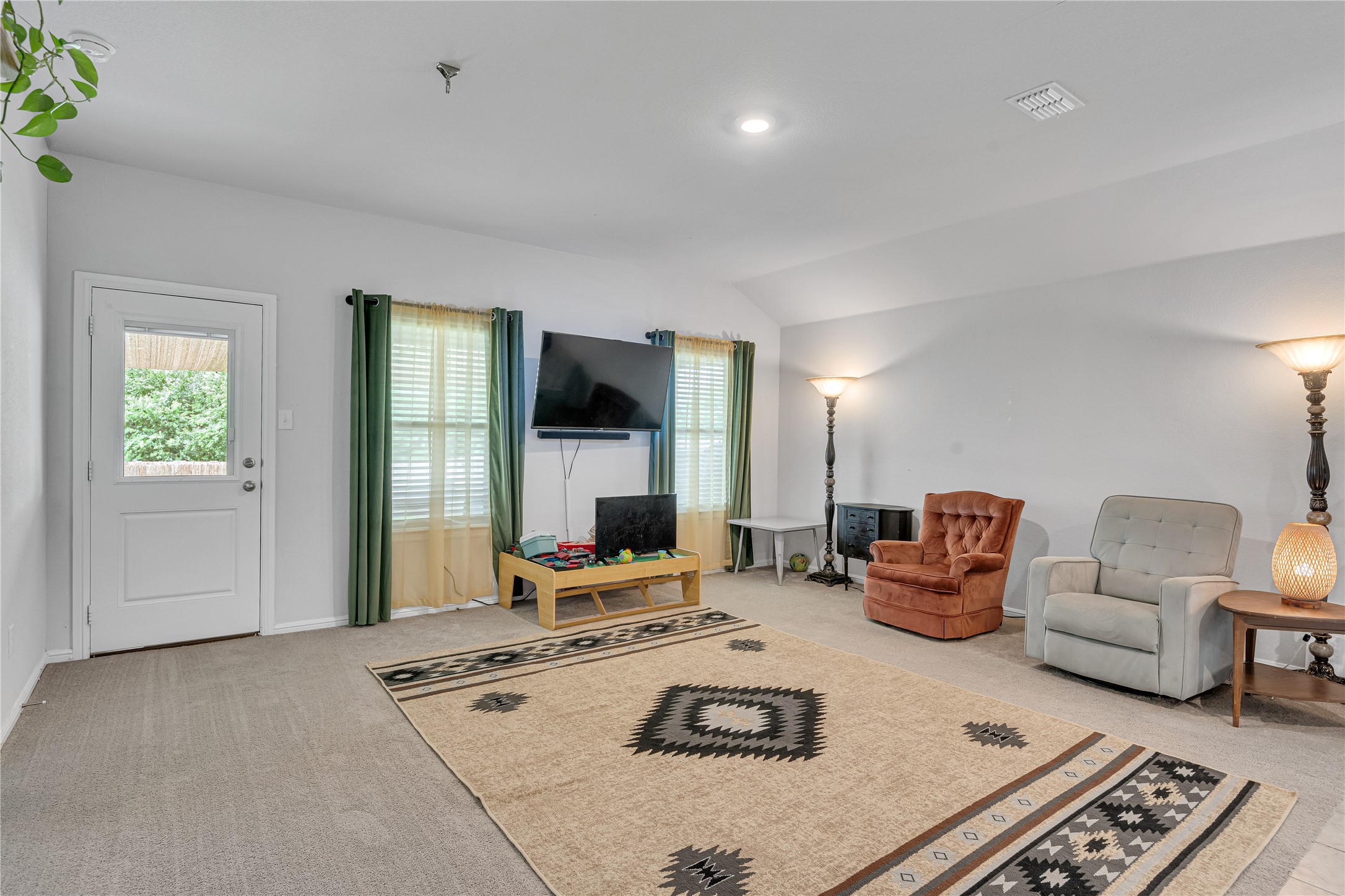 16717 Porterfield Lane Justin TX 76247
