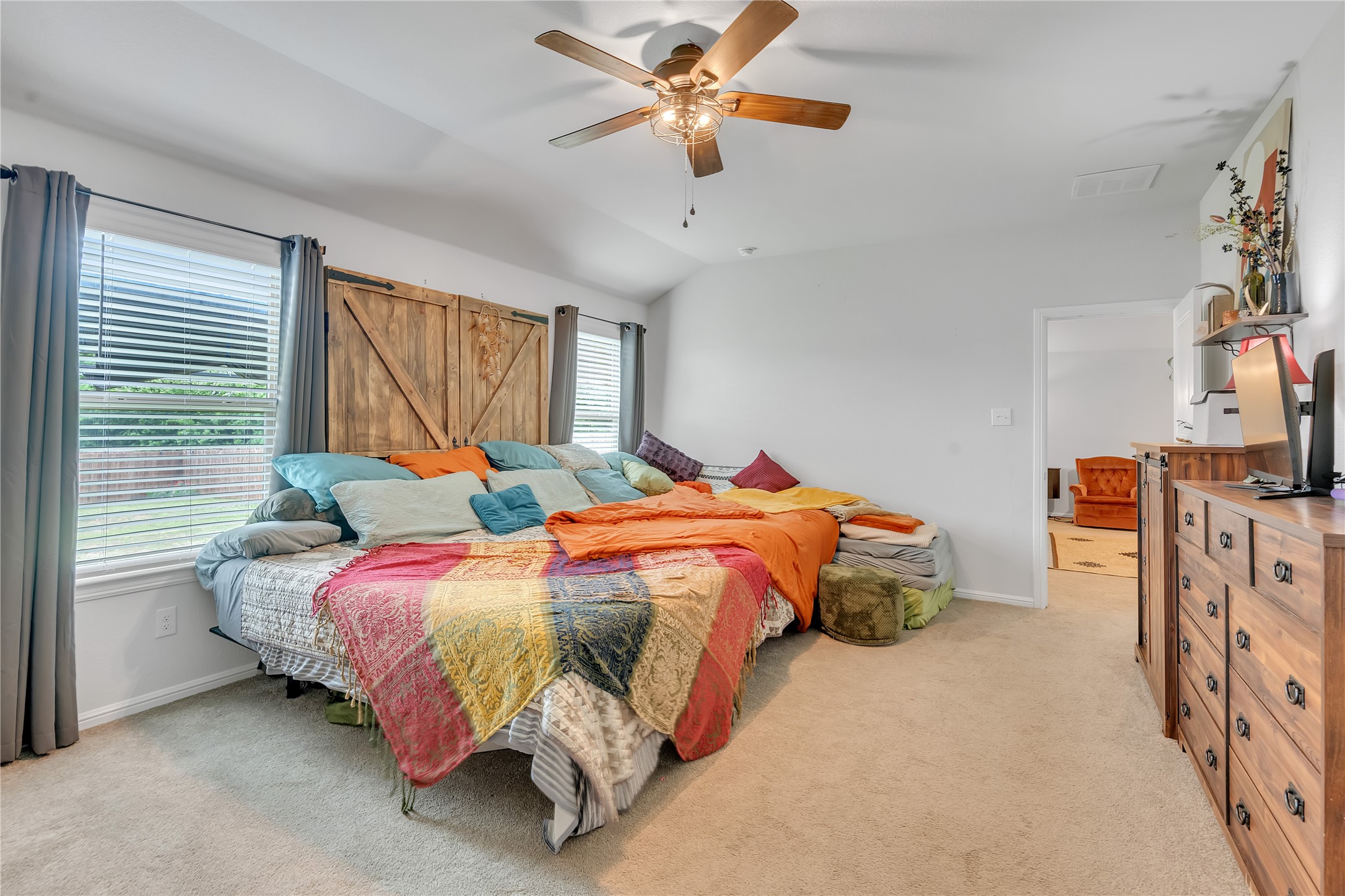 16717 Porterfield Lane Justin TX 76247