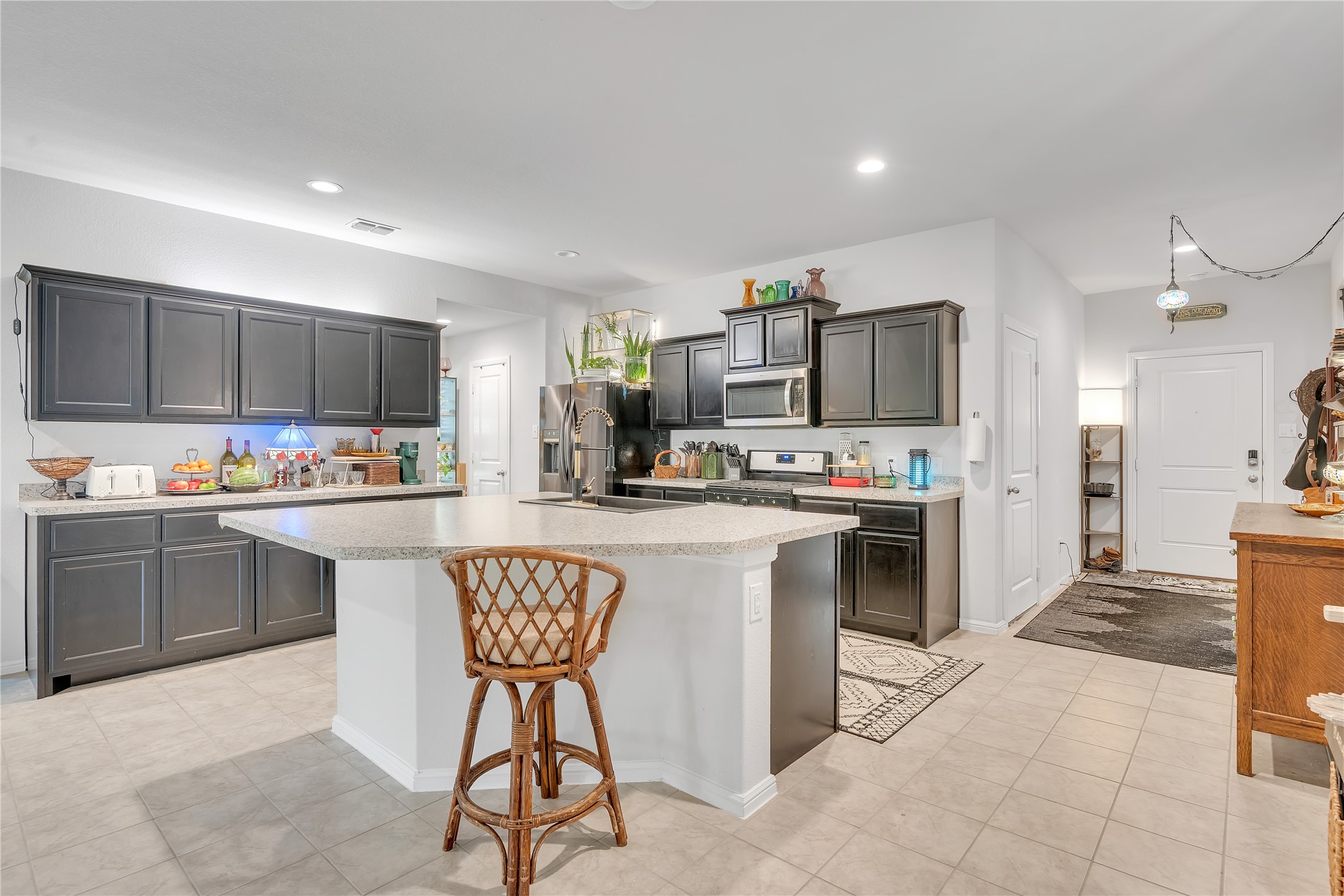 16717 Porterfield Lane Justin TX 76247