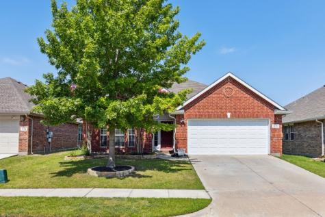 1119 Red Robin Drive Aubrey TX 76227