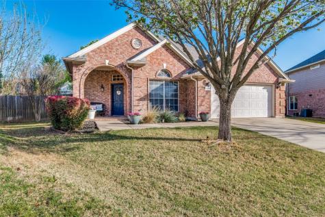 4305 Stoneside Court Fort Worth TX 76244