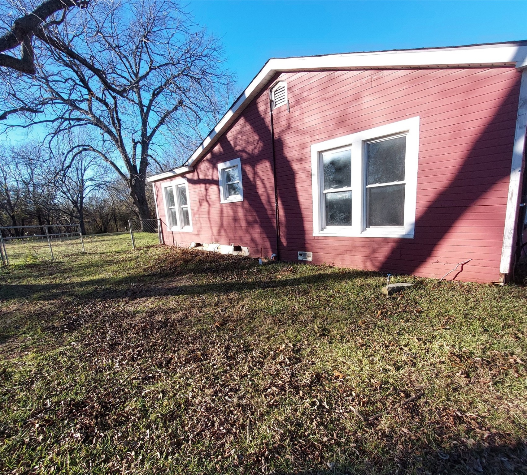 2425 Juanita Drive Denison TX 75020