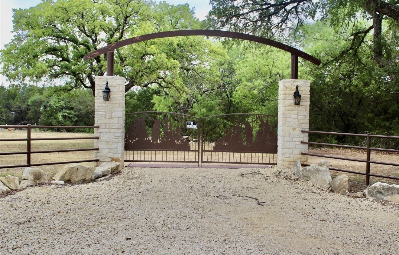 8245 County Road 239 Hico TX 76457