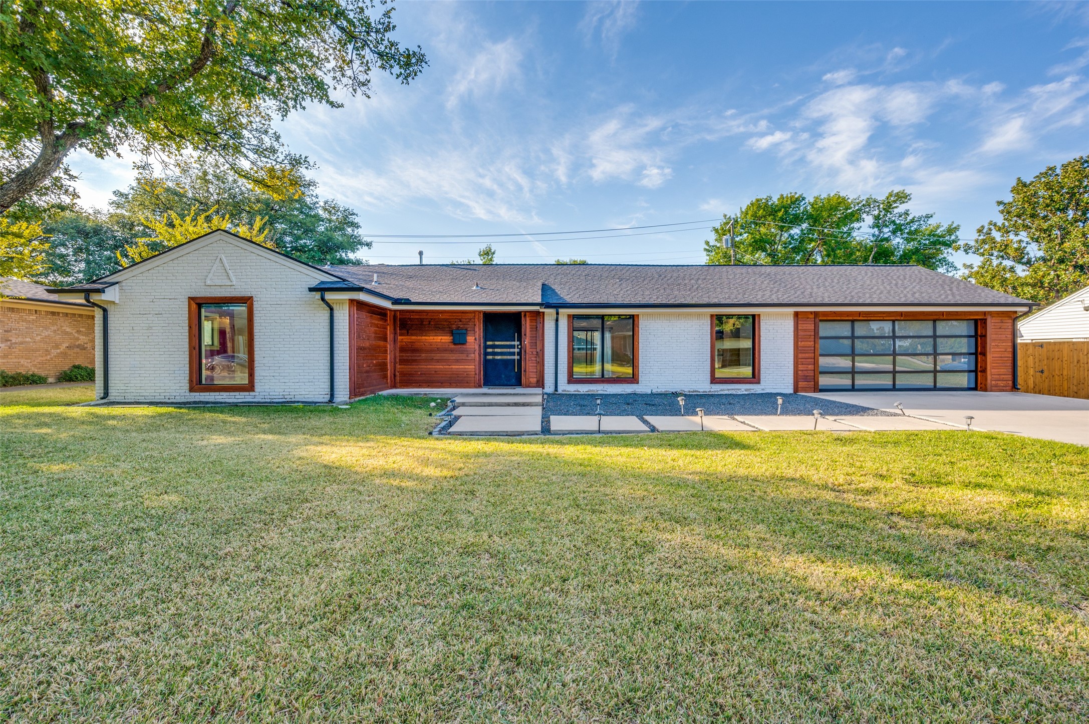 3544 Whitehall Drive Dallas TX 75229