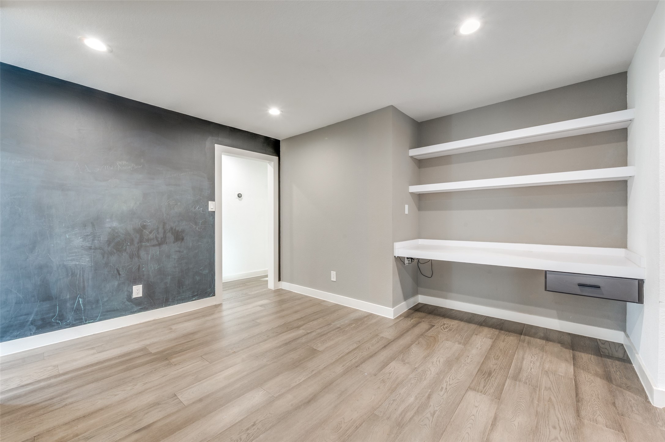 3544 Whitehall Drive Dallas TX 75229