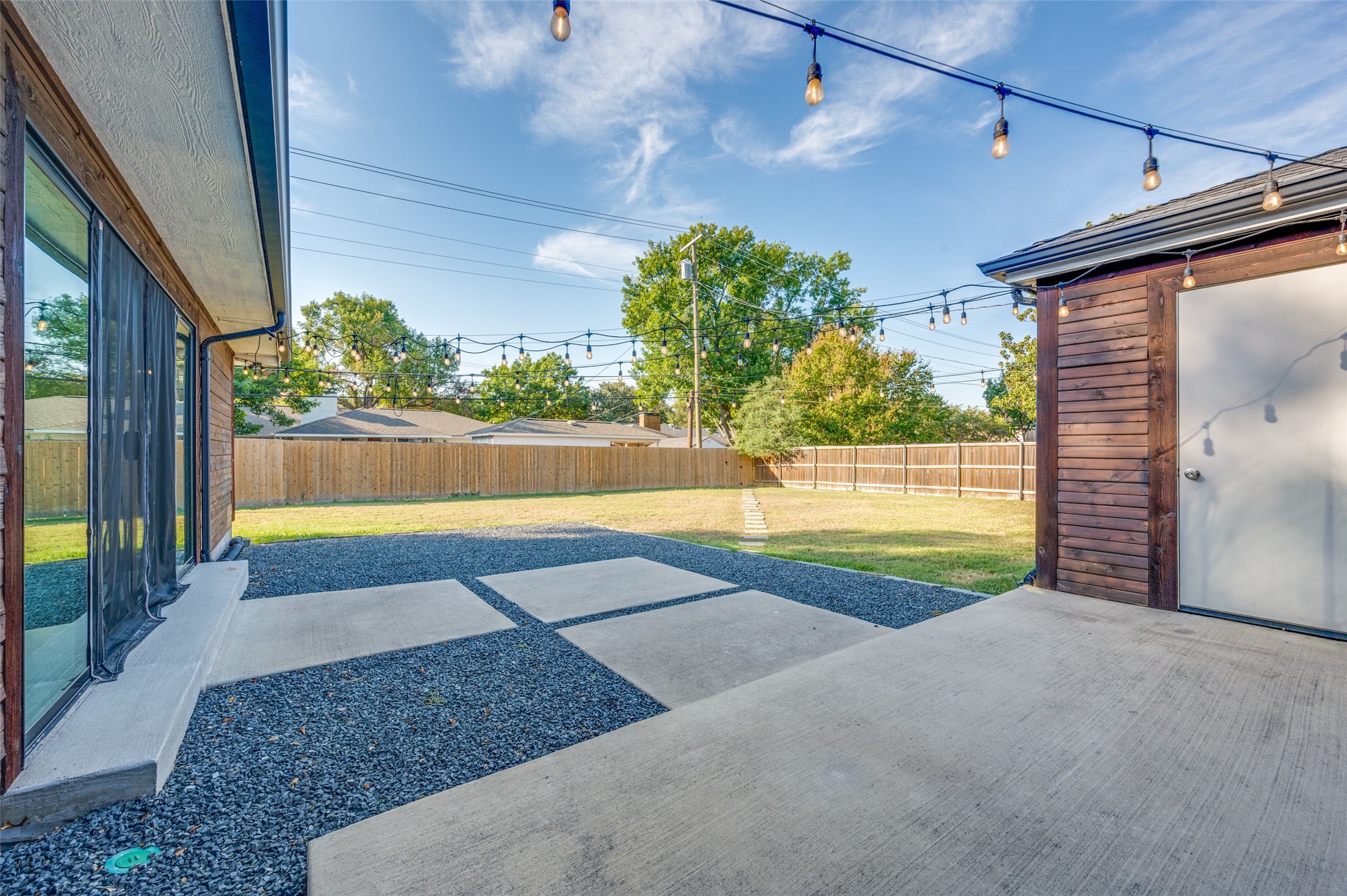3544 Whitehall Drive Dallas TX 75229