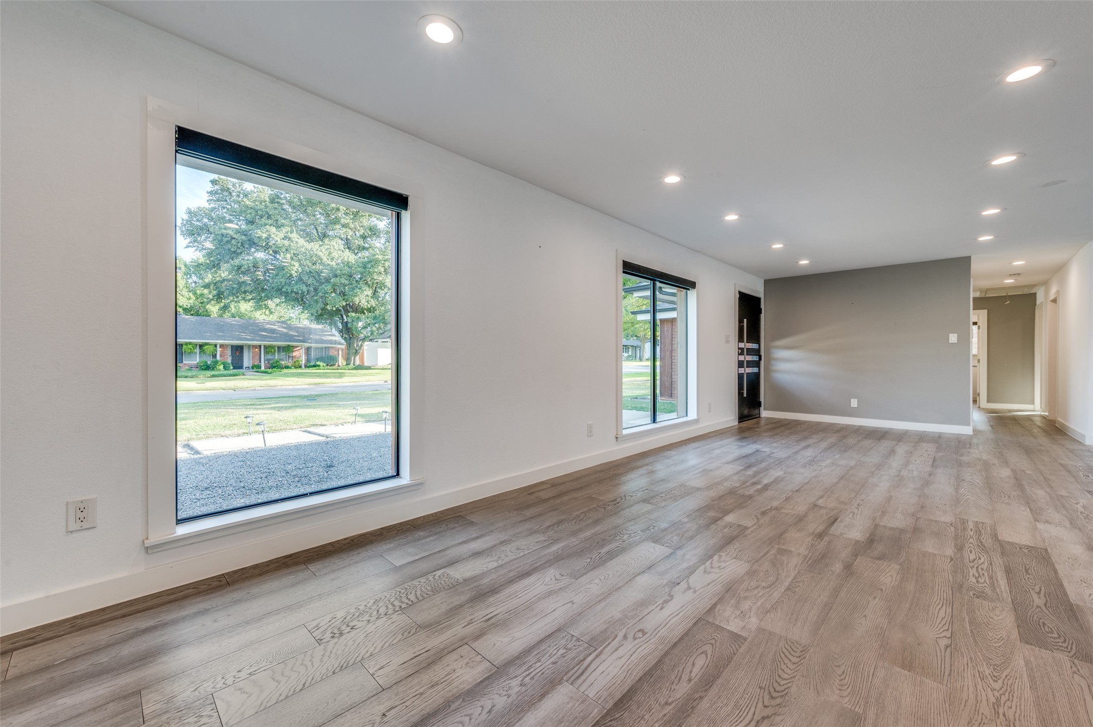 3544 Whitehall Drive Dallas TX 75229