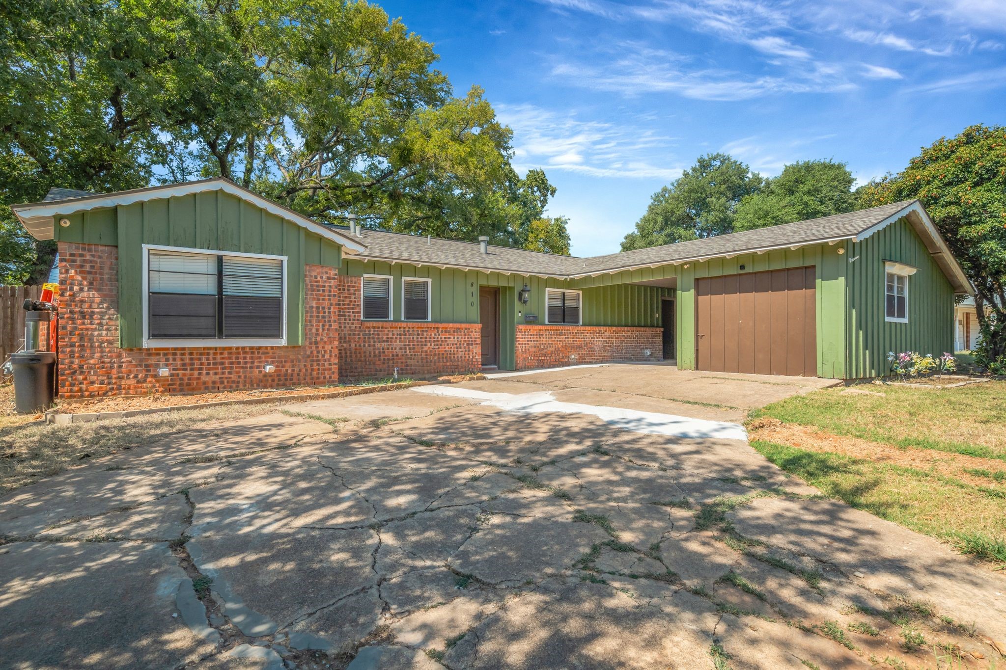 810 Arthur Drive Arlington TX 76013
