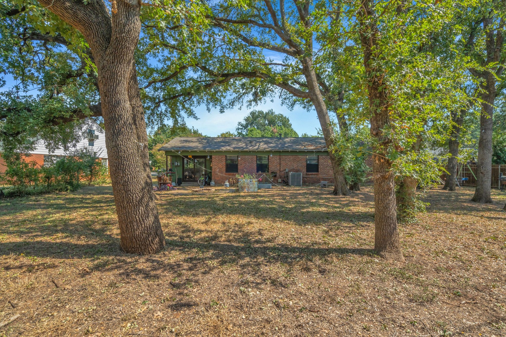 810 Arthur Drive Arlington TX 76013