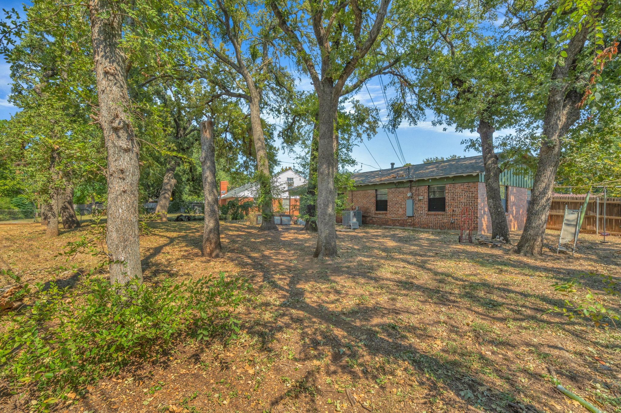 810 Arthur Drive Arlington TX 76013