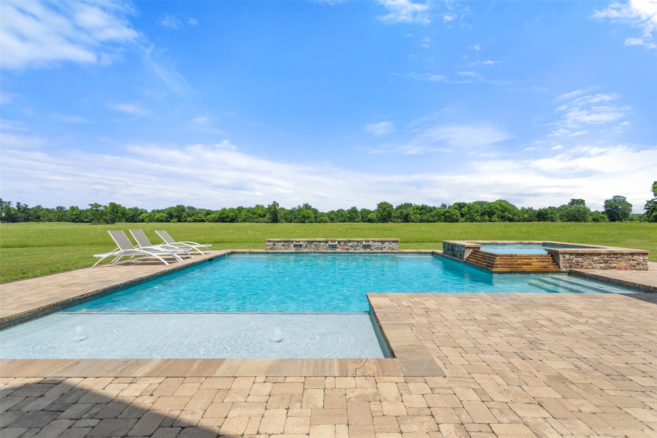 20108 County Road 452 Mineola TX 75773