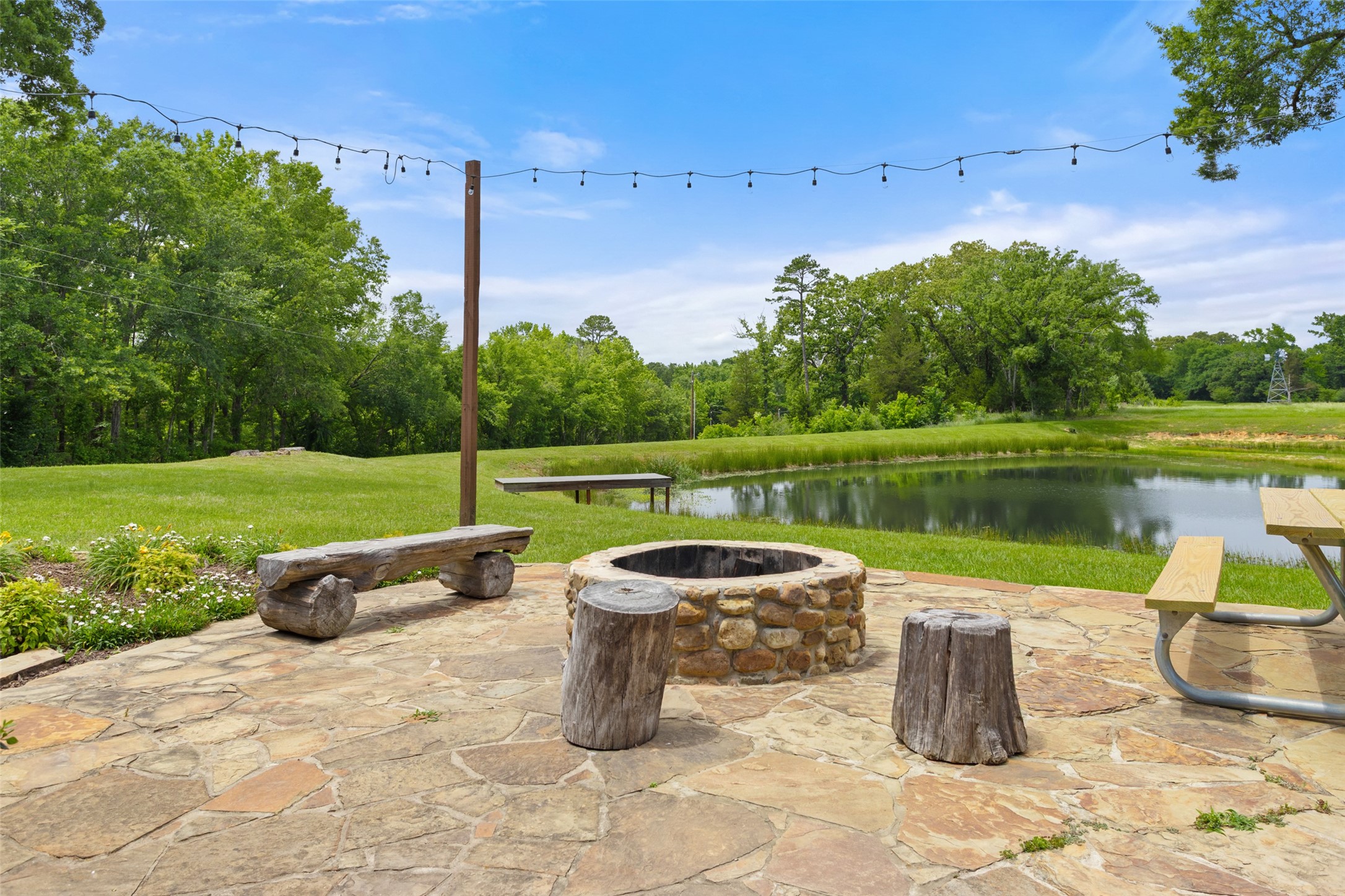 20108 County Road 452 Mineola TX 75773