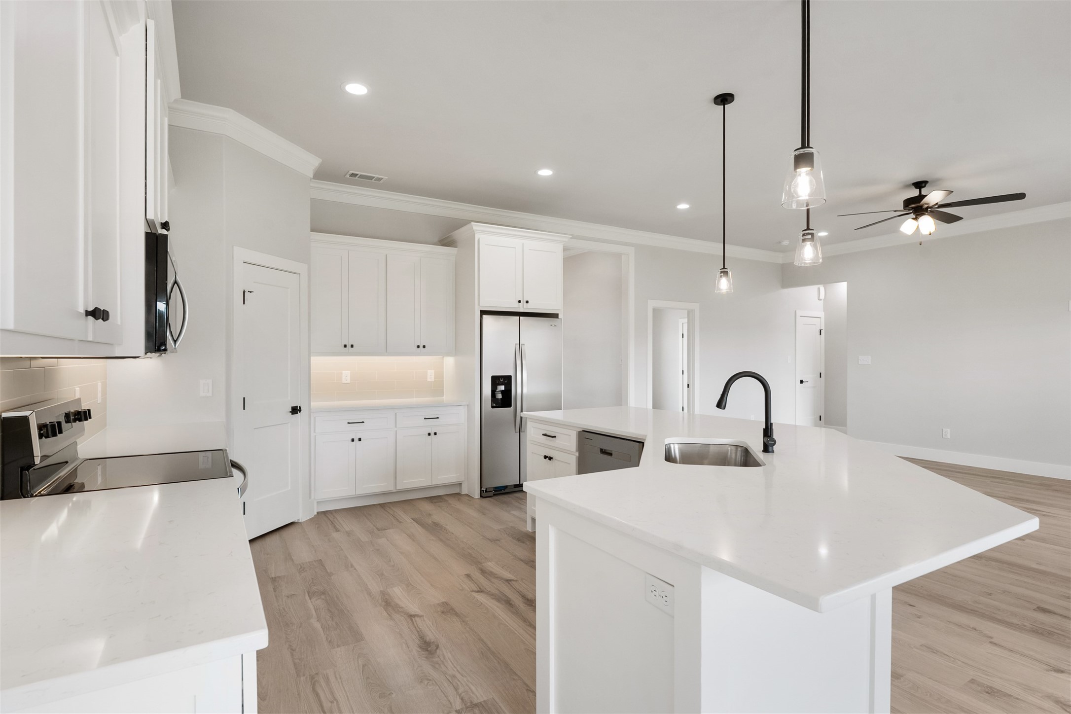 505 Limestone Circle Mabank TX 75147