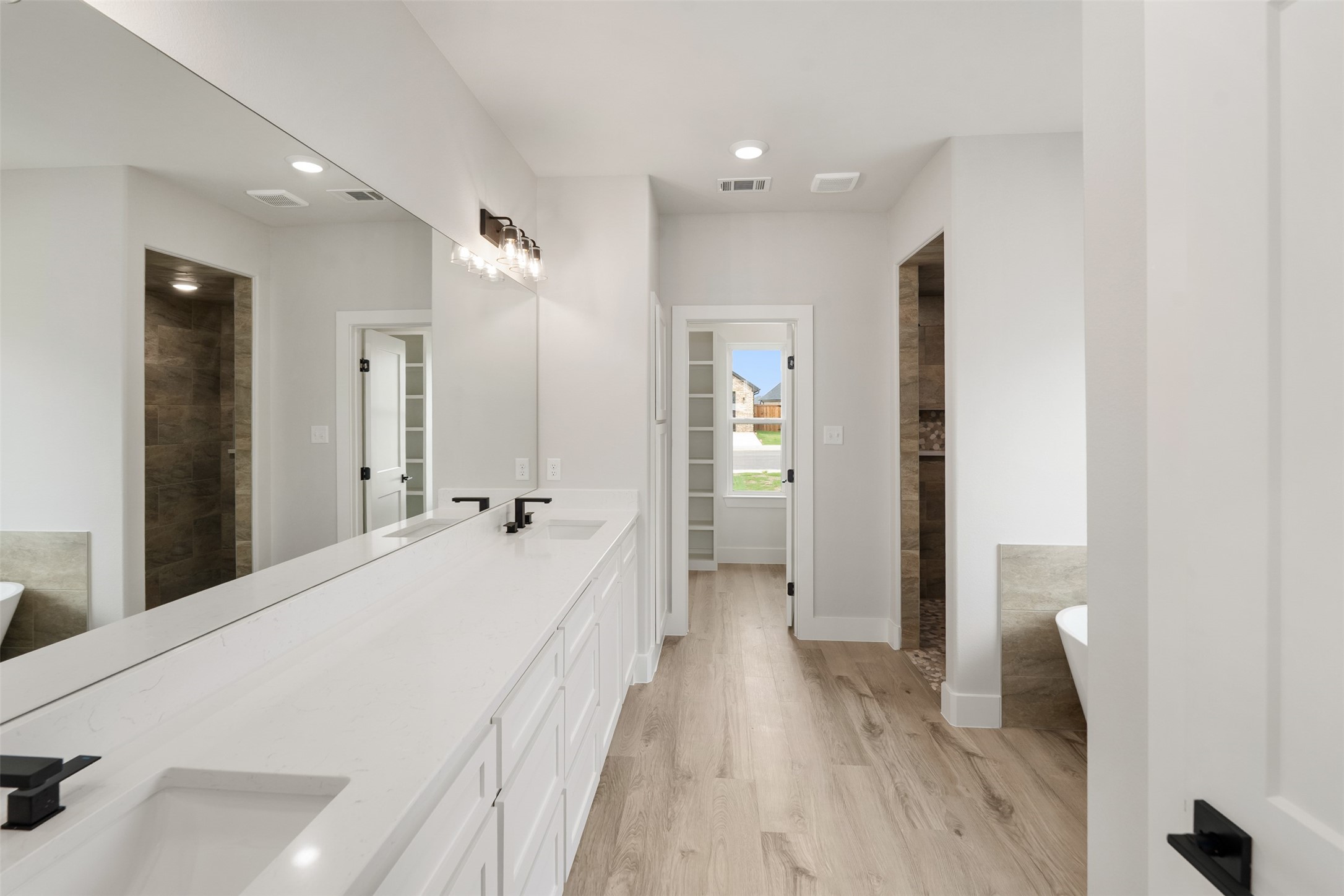 505 Limestone Circle Mabank TX 75147