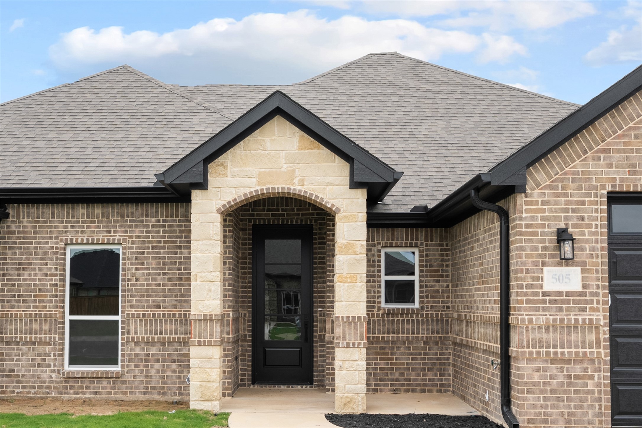 505 Limestone Circle Mabank TX 75147