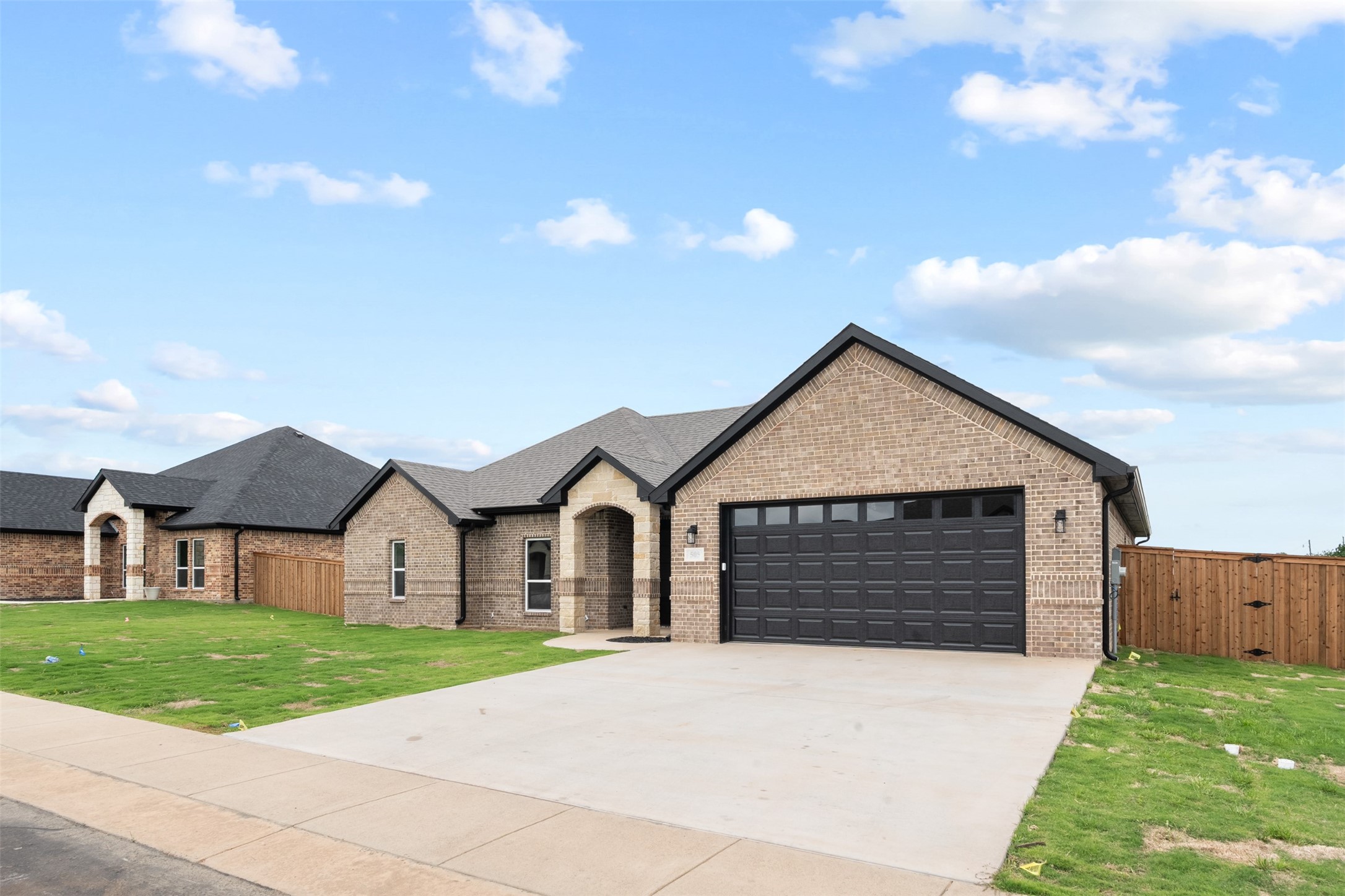 505 Limestone Circle Mabank TX 75147