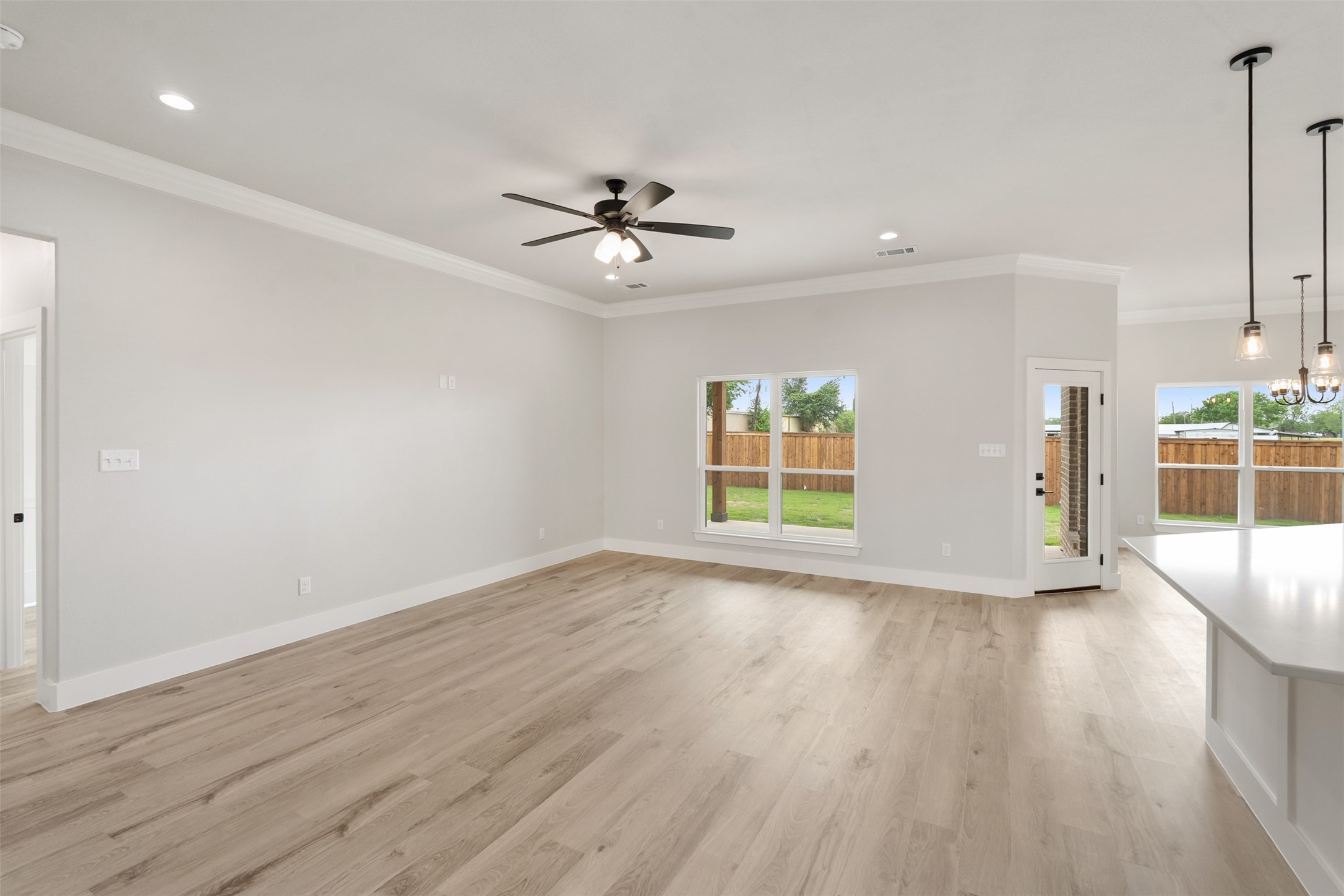 505 Limestone Circle Mabank TX 75147